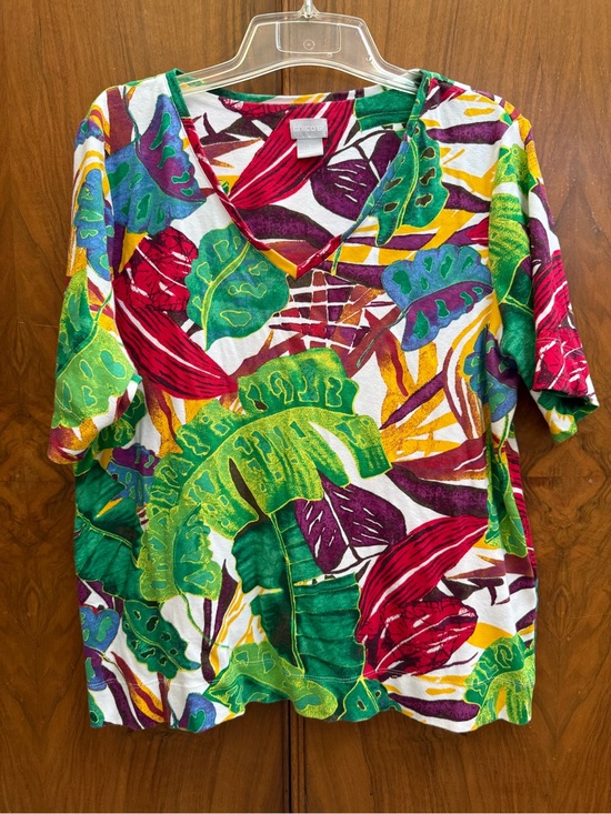 Chico's Tops - Chico's Colorful Tropical Leaf V-Neck Tee in Green, Red, Purple, Yellow